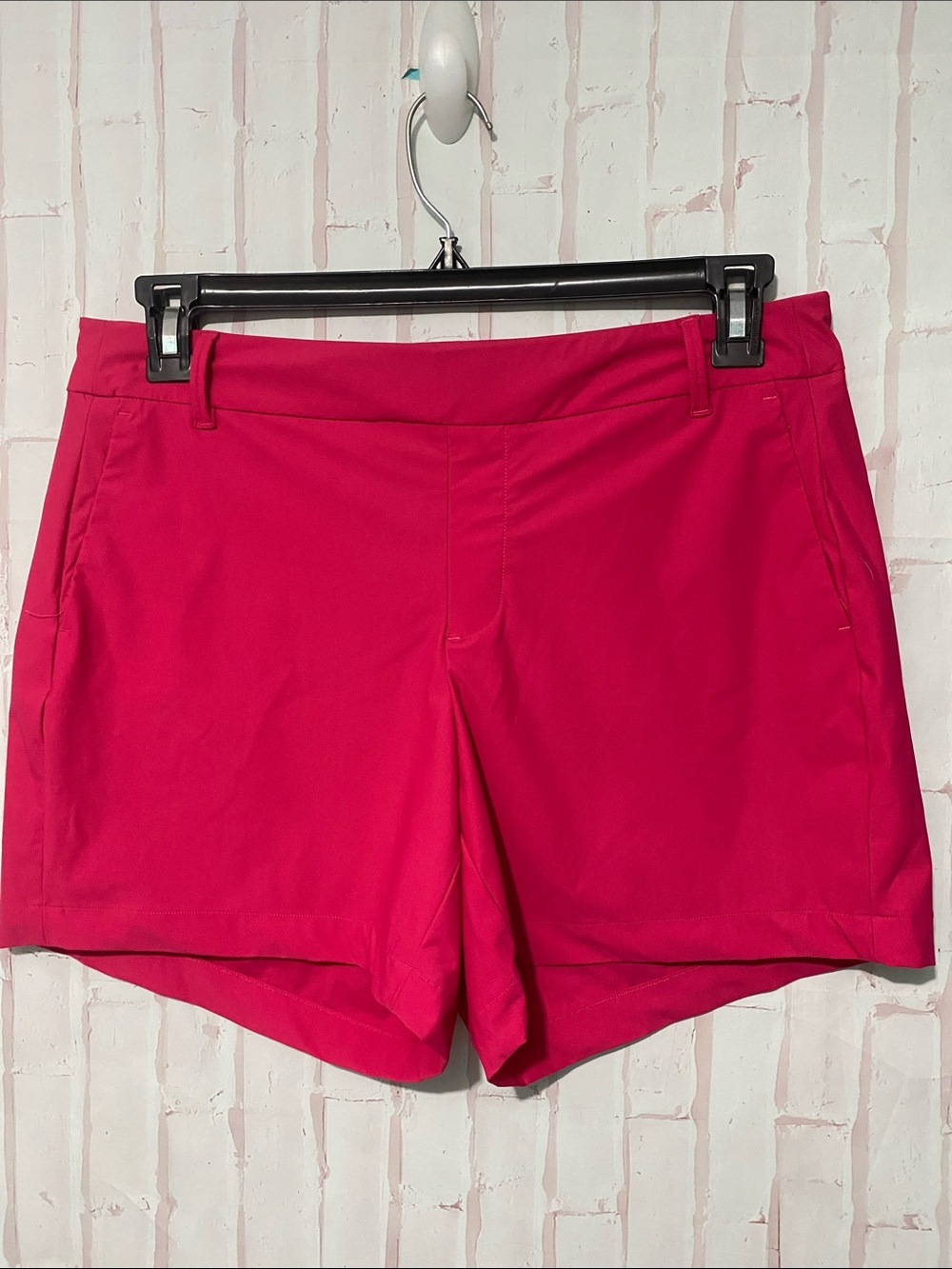 Spanx Sunshine Shorts in Hibiscus Pink size L